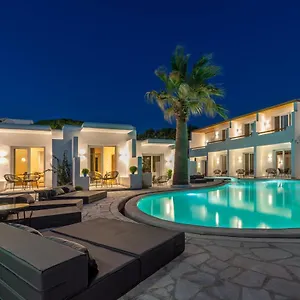 https://omnia-mykonos-boutique-hotel-suites.hotels-in-mykonosisland.net